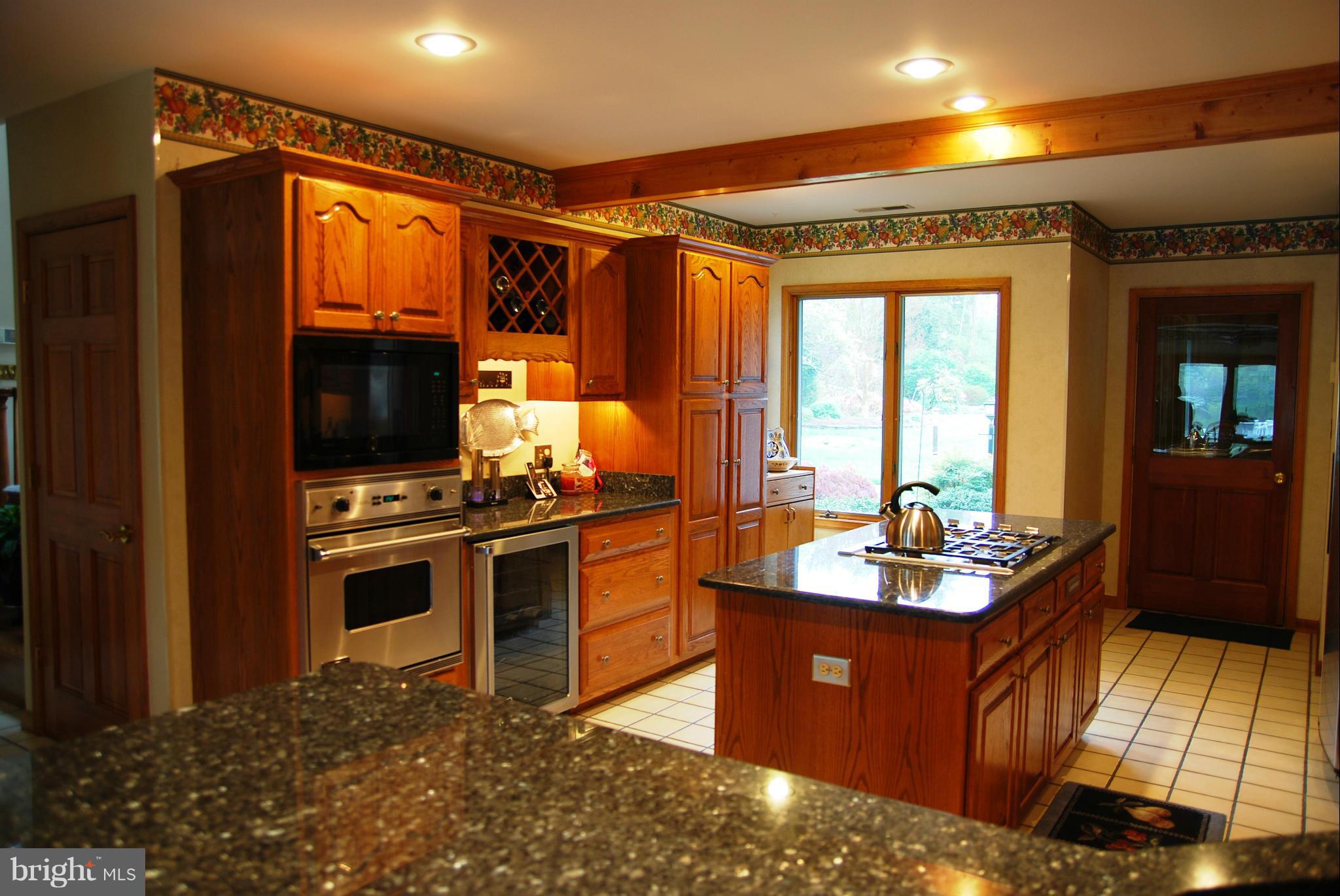 45360 Clarks Mill Road Hollywood, MD 20636 - Photo 9 of 29 Kitchen
