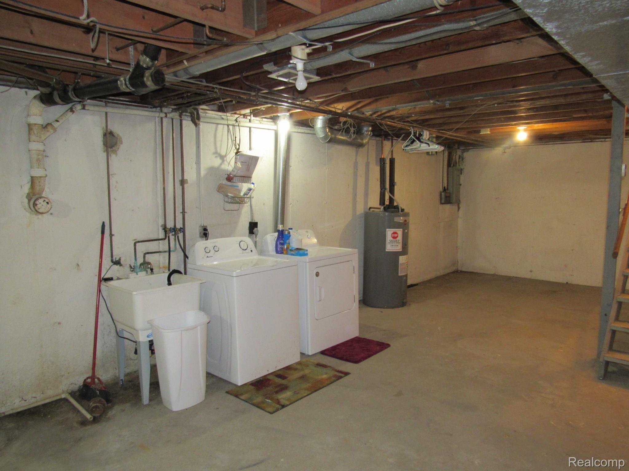 7493 Pinckney Road Pinckney, MI 48169 - Photo 26 of 32 IMG_2836.JPG