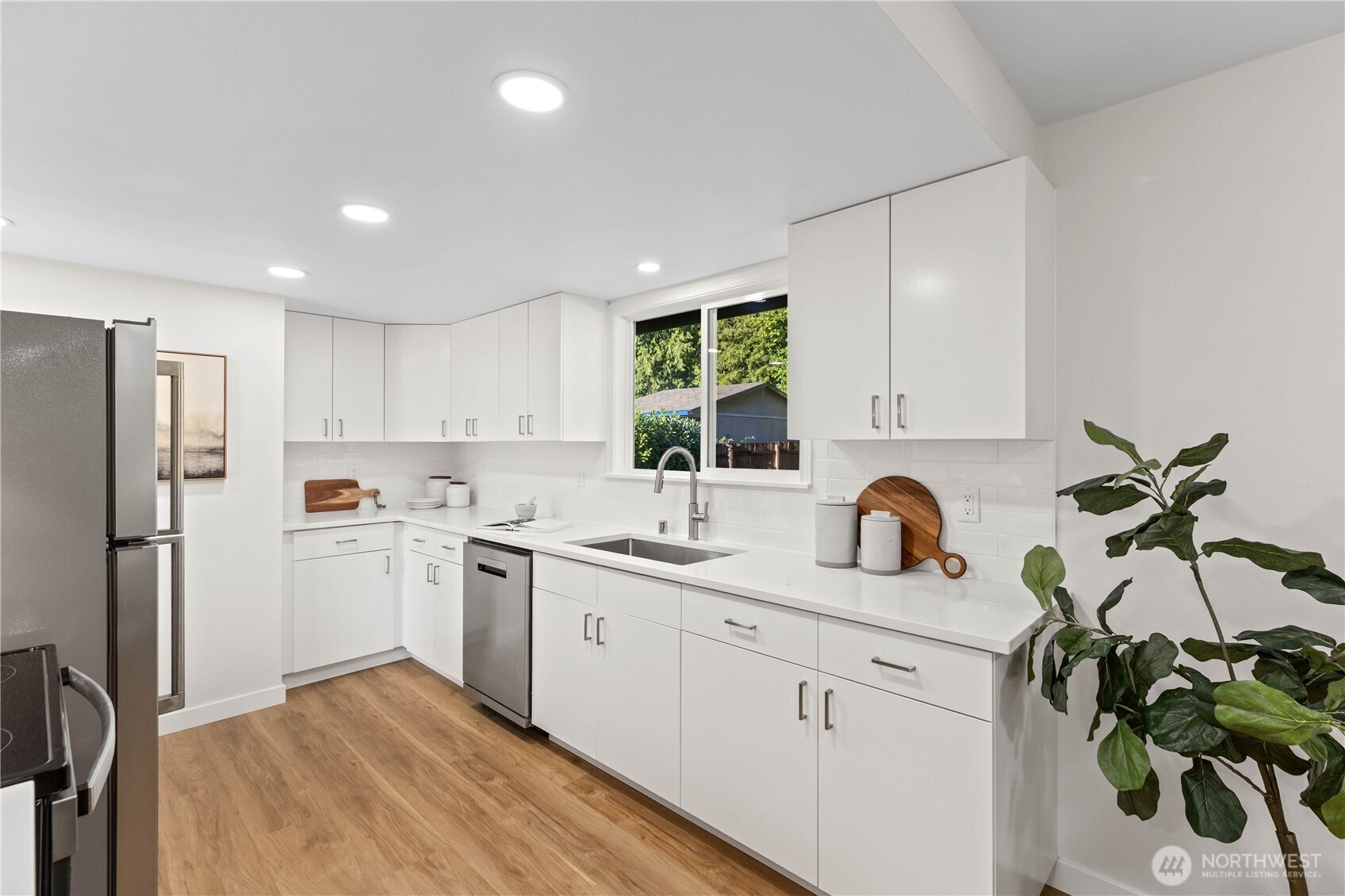 12604 177th Place Southeast Renton, WA 98059 - Photo 10 of 32 Gallery Image 10