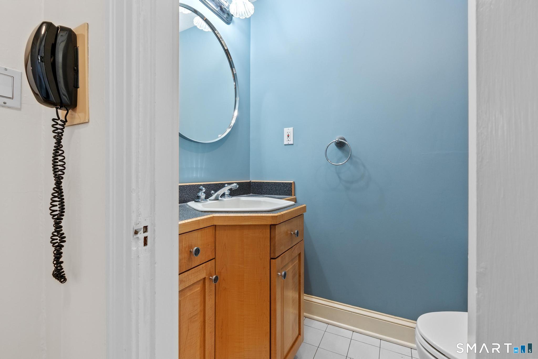 12 Cobbs Road West Hartford, CT 06107 - Photo 19 of 39