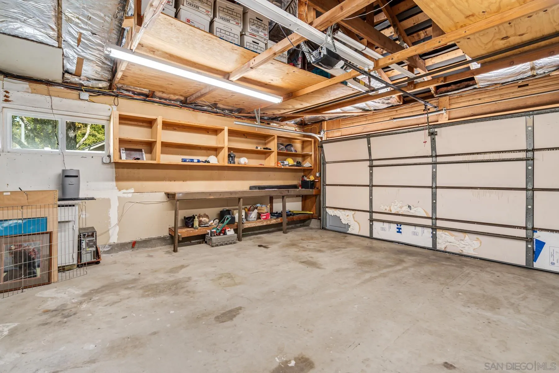 13246 Powers Court Poway, CA 92064 - Photo 33 of 39 a view of a garage