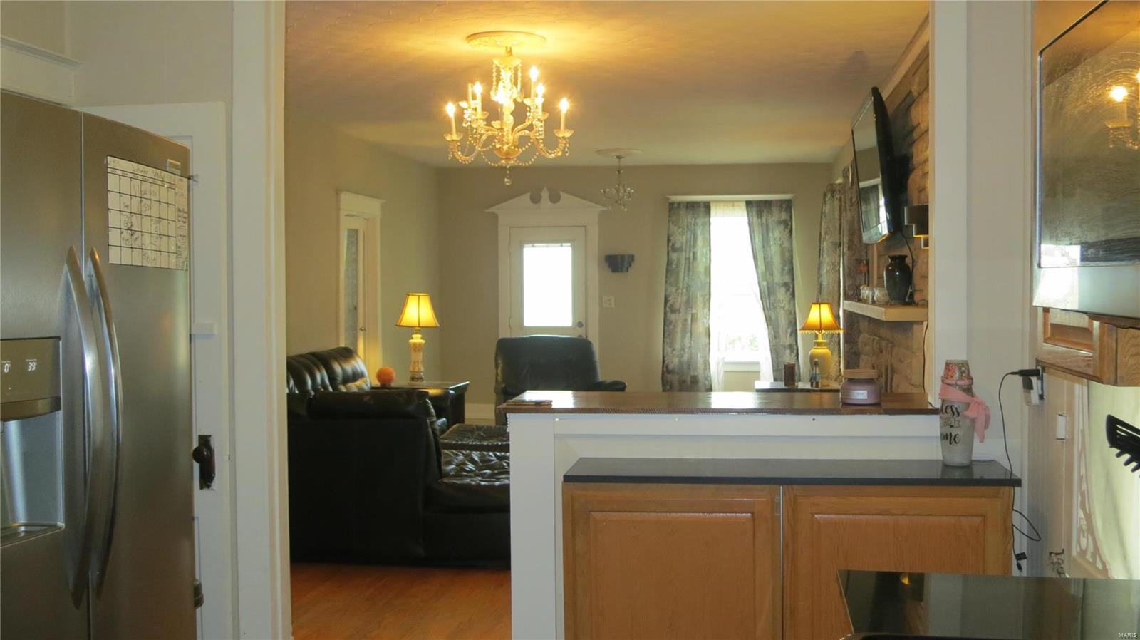 808 Ohio Avenue South Roxana, IL 62087 - Photo 5 of 24 Gallery Image 5