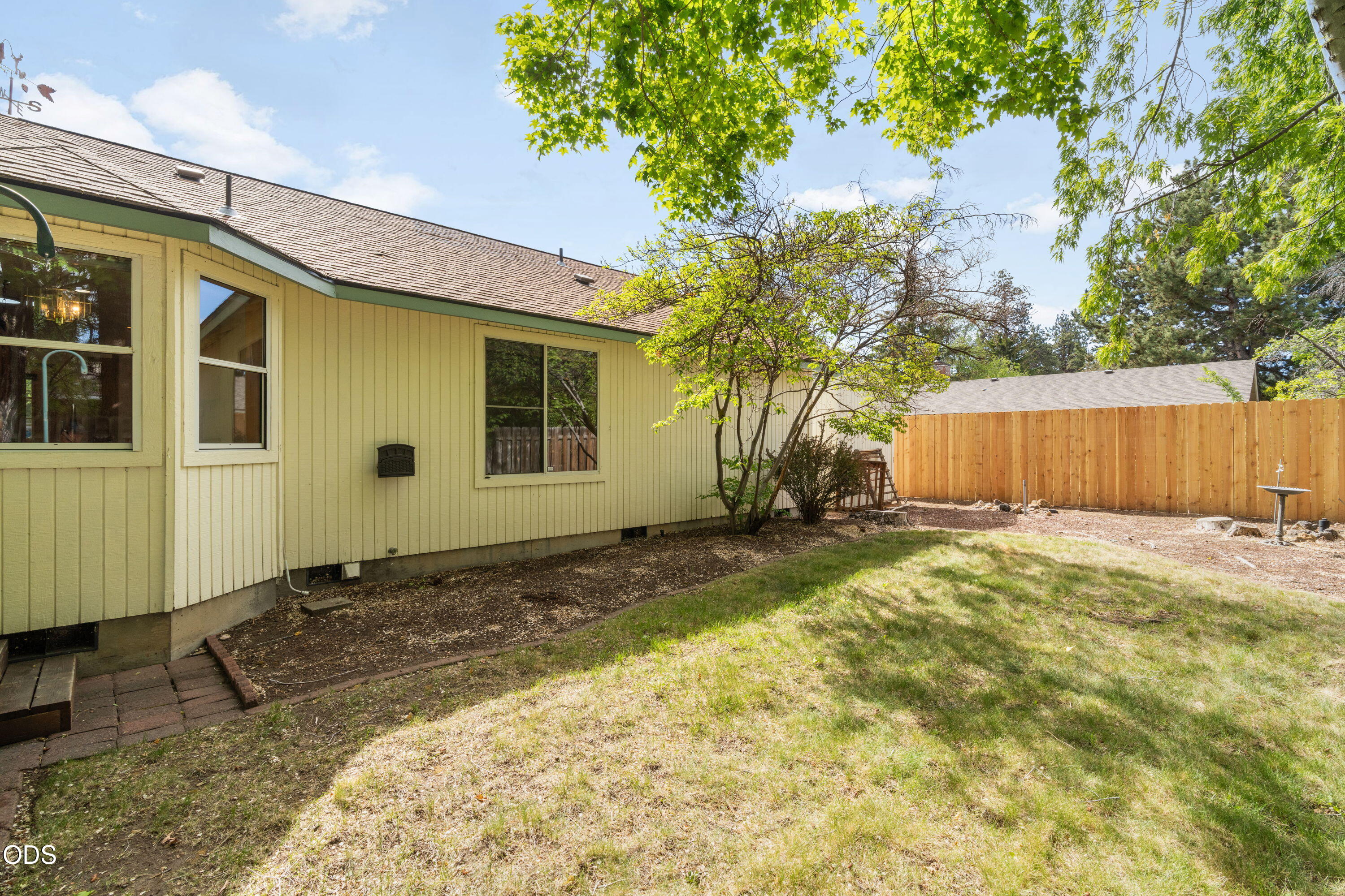 2400 Northeast Jones Road Bend, OR 97701 - Photo 30 of 33