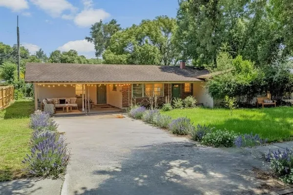 $425,000 | 2406 Dellwood Drive, Orlando, FL 32806
