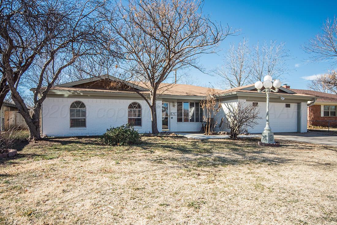 5010 Yale Street Amarillo, TX 79109 - Photo 5 of 29 IMG_0904