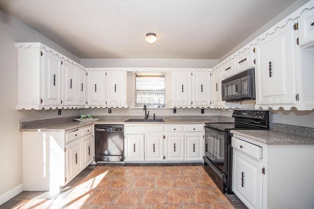 5010 Yale Street Amarillo, TX 79109 - Photo 9 of 29 IMG_0908