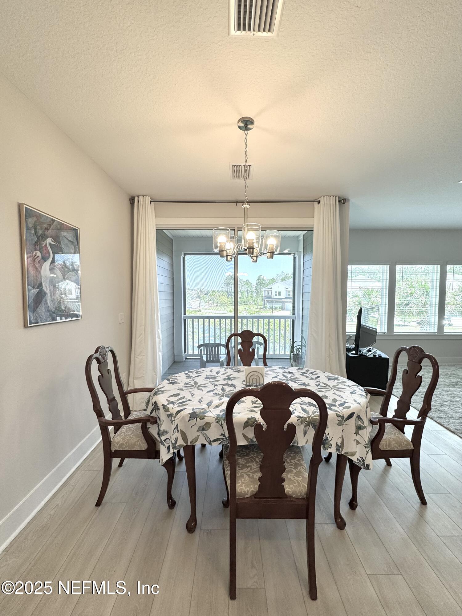 9860 Element Road Jacksonville, FL 32256 - Photo 13 of 35 Dining Area