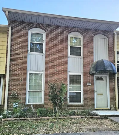 $1,300 | 229 East Stephenson Street, Shreveport, LA 71104