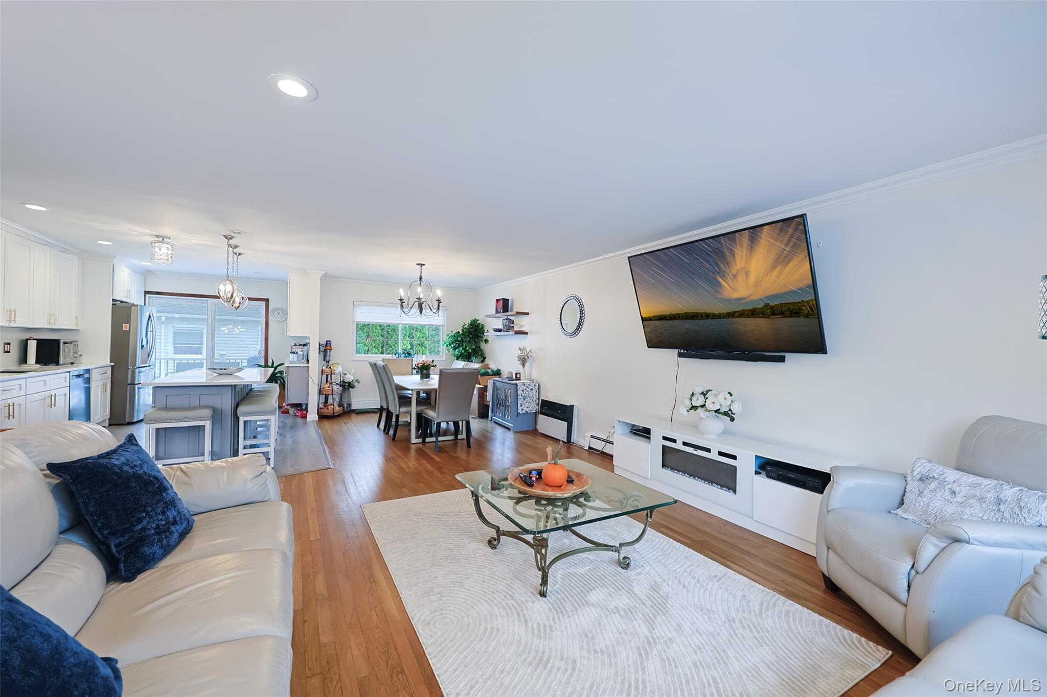 46 Convent Road Syosset, NY 11791 - Photo 11 of 42 Gallery Image 11