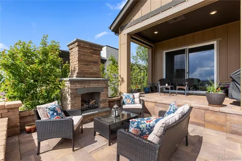 $949,000 | 7129 Canyonpoint Place, Castle Pines, CO 80108