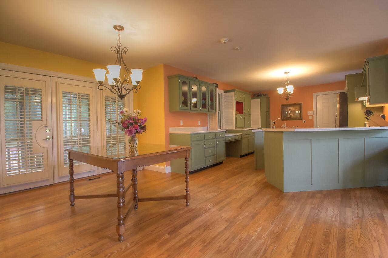 409 Old Way Road London, KY 40741 - Photo 14 of 53 31