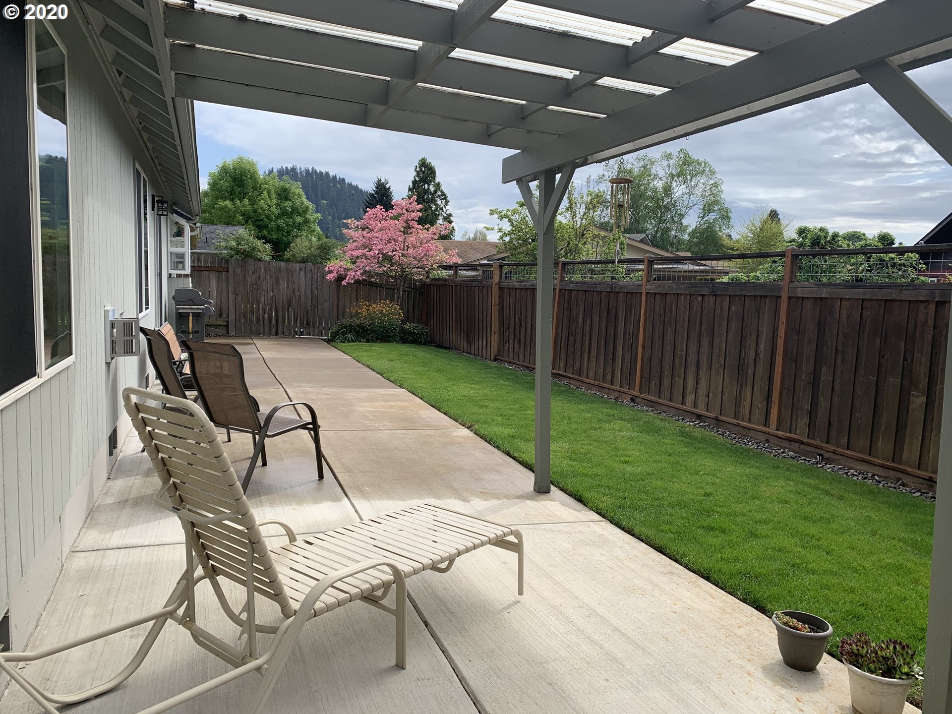 940 65th Place Springfield, OR 97478 - Photo 27 of 30