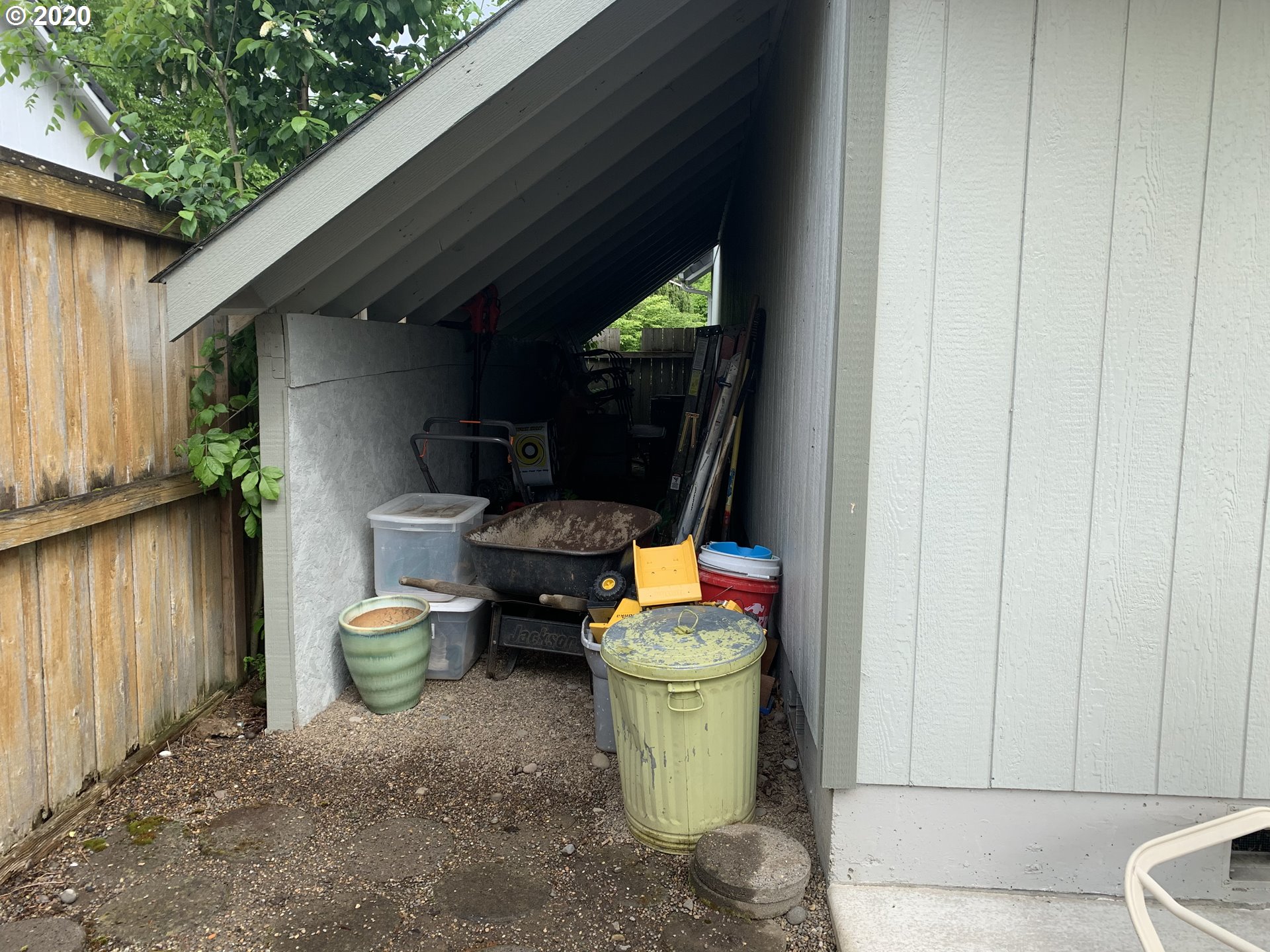 940 65th Place Springfield, OR 97478 - Photo 29 of 30