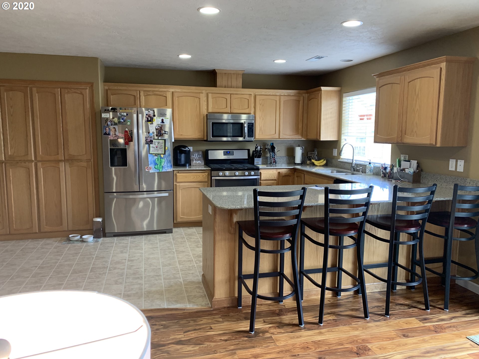 940 65th Place Springfield, OR 97478 - Photo 5 of 30
