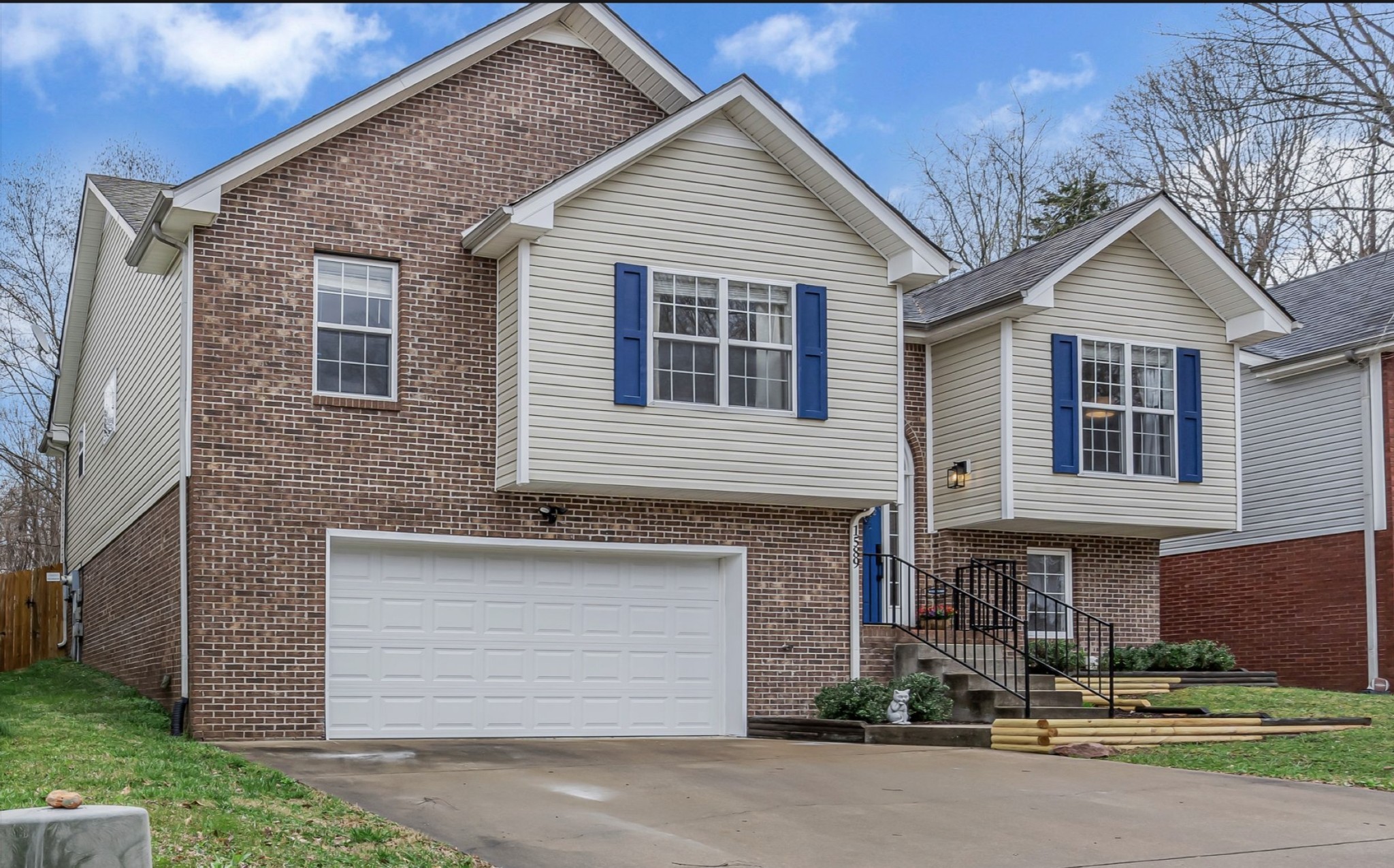 1589 Hedgewood Road Clarksville, TN 37042 - Photo 1 of 27 Gallery Image 1
