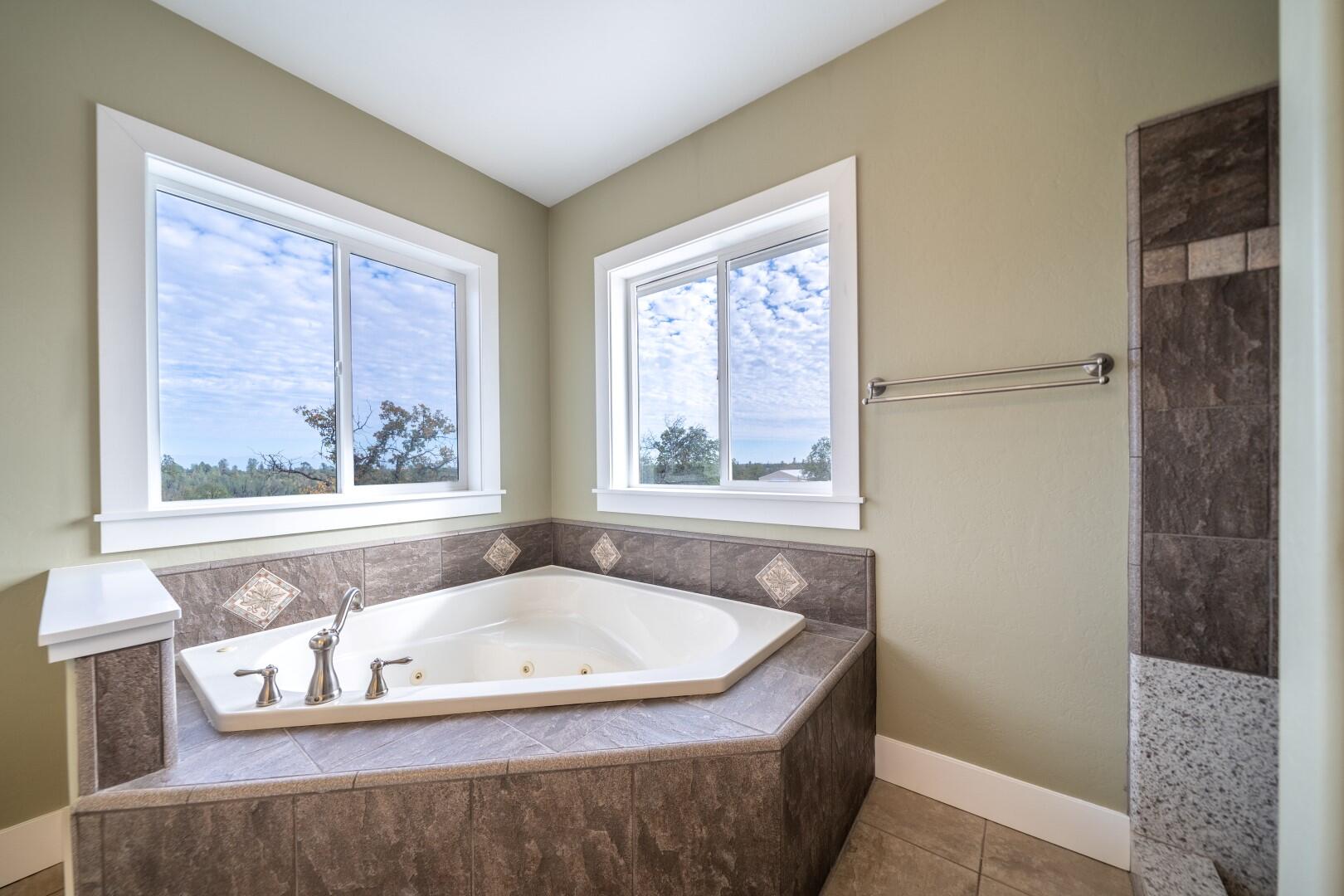 6355 Placer Road Igo, CA 96047 - Photo 90 of 112 Home Interior (18)
