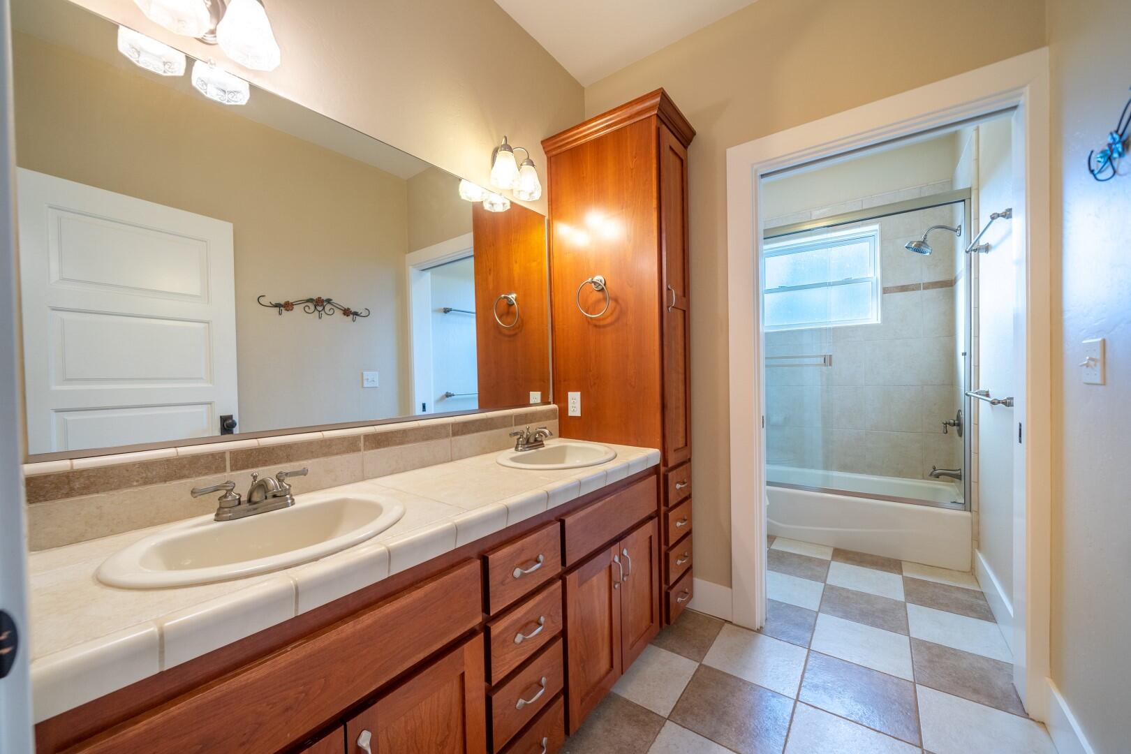6355 Placer Road Igo, CA 96047 - Photo 94 of 112 Home Interior (22)