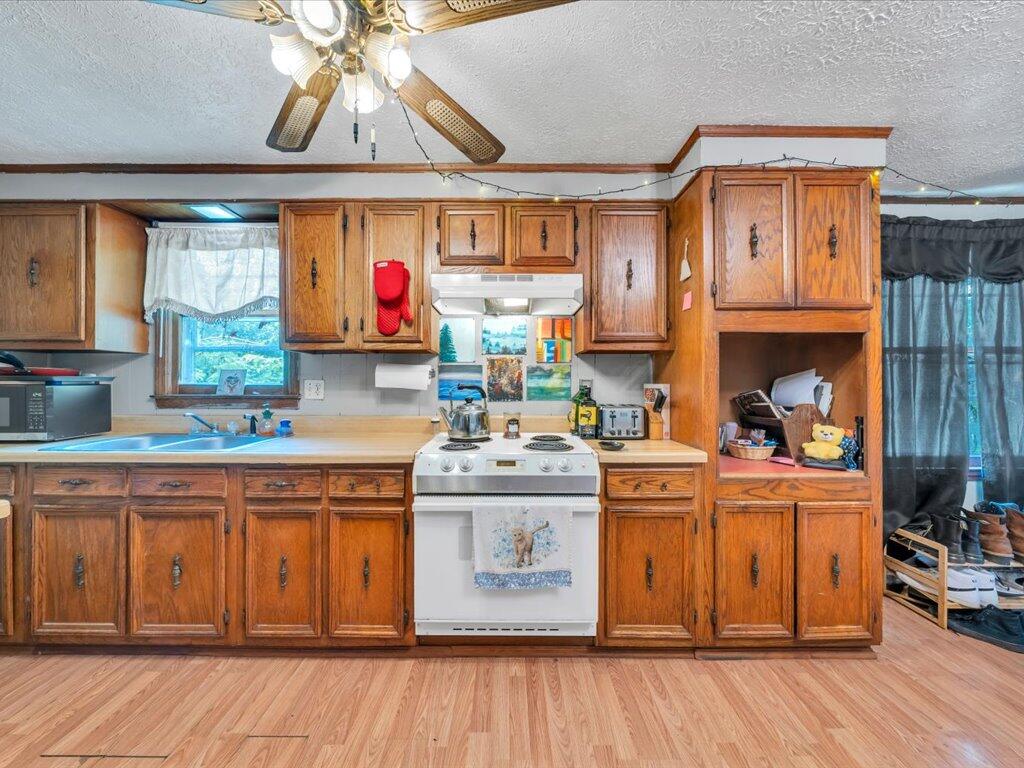4072 The Great Road Fieldale, VA 24089 - Photo 16 of 36 16-MIB08167