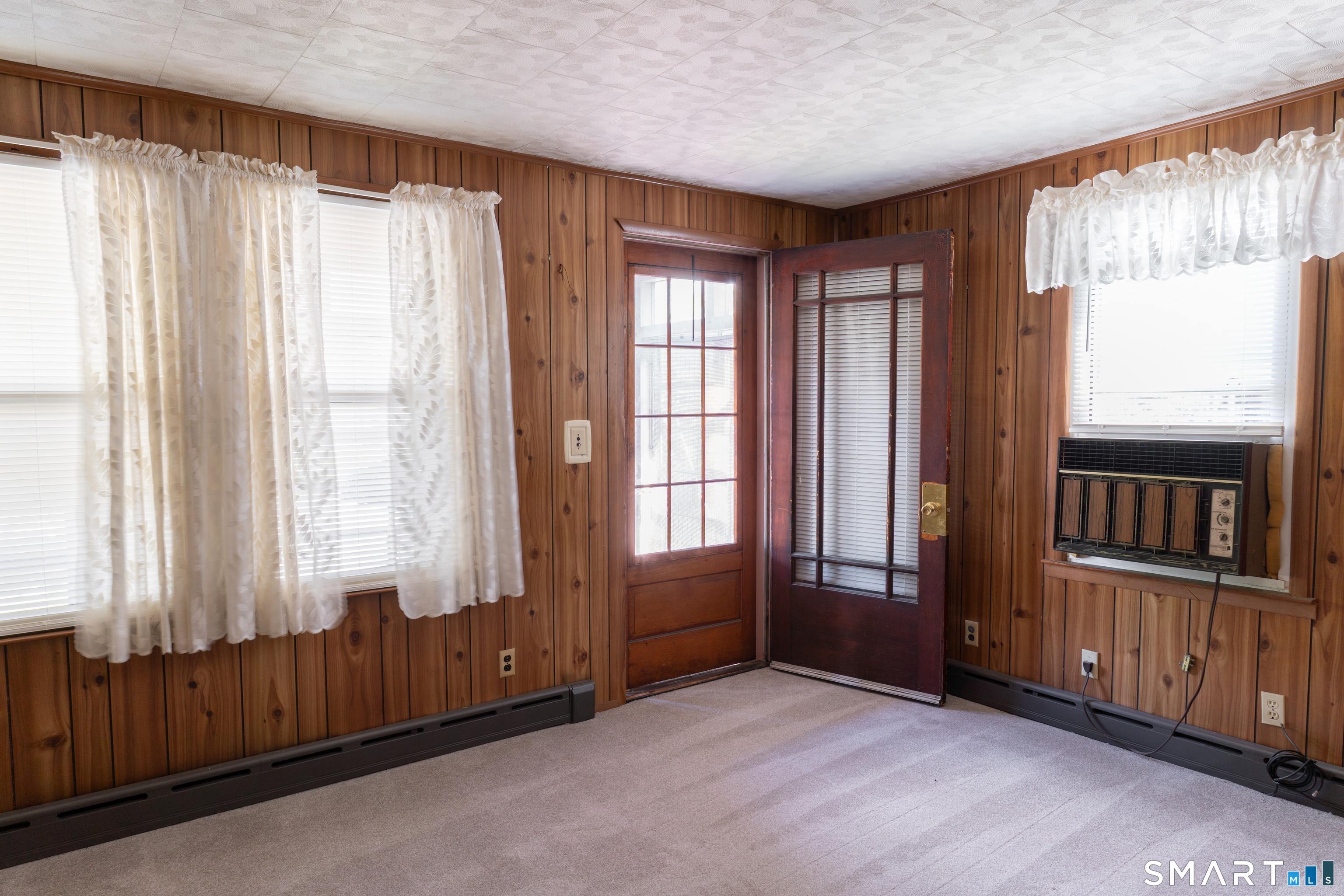 77 Westbury Park Road Watertown, CT 06795 - Photo 9 of 40