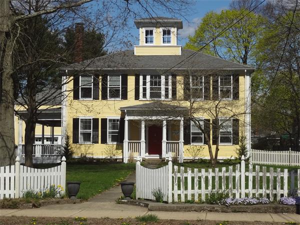 117 South Main Street Middleboro, MA 02346 - Photo 1 of 30 front view of a house with a yard