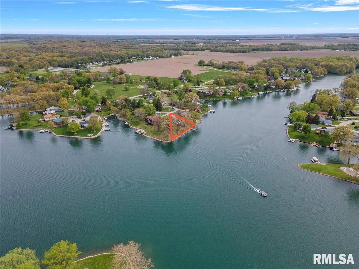 814 Poplar Loop Petersburg, IL 62675 - Photo 41 of 52