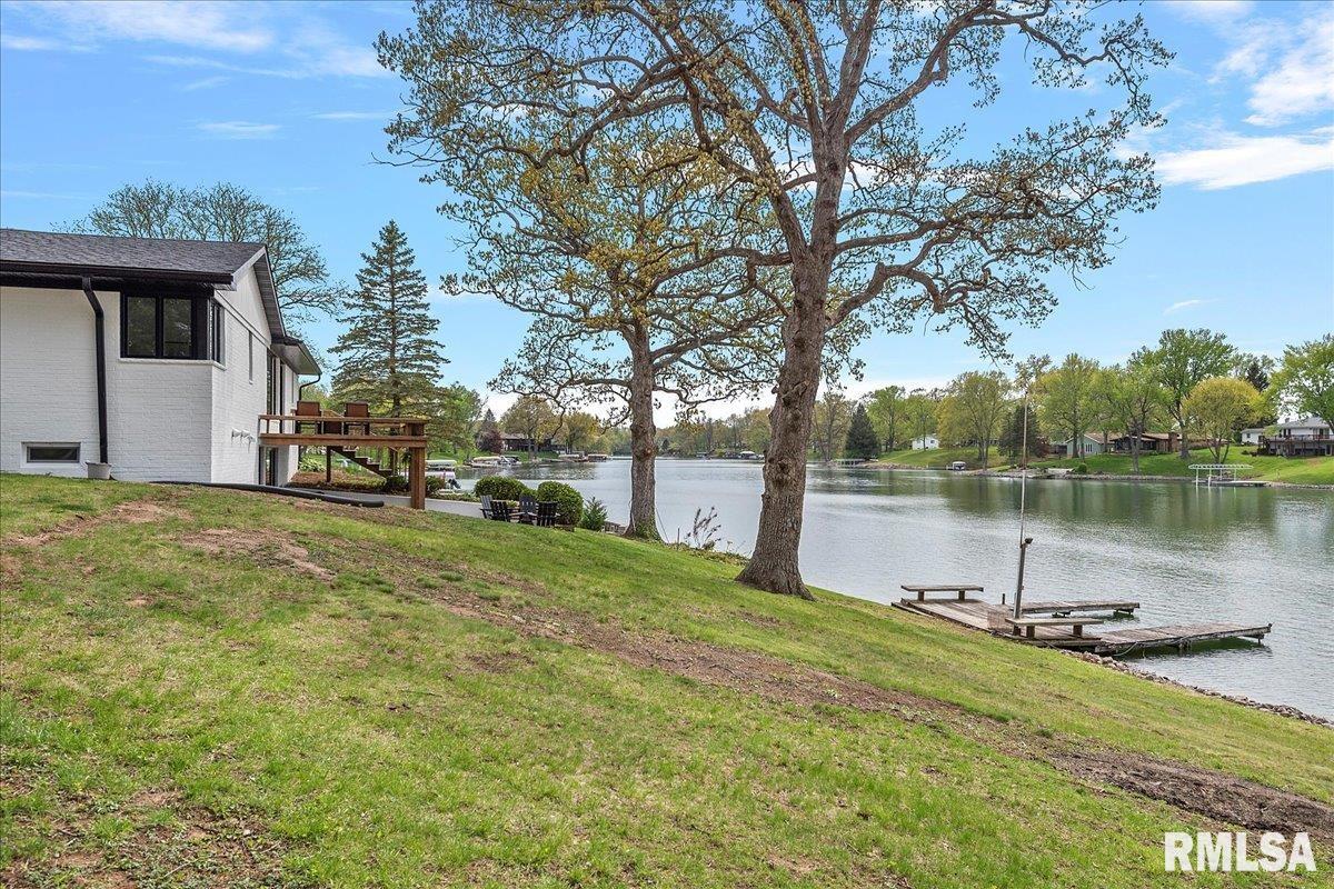 814 Poplar Loop Petersburg, IL 62675 - Photo 43 of 52