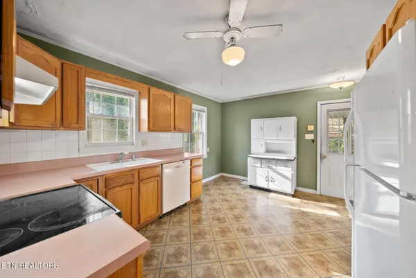 $224,900 | 121 Bettis Lane, Kingston, TN 37763