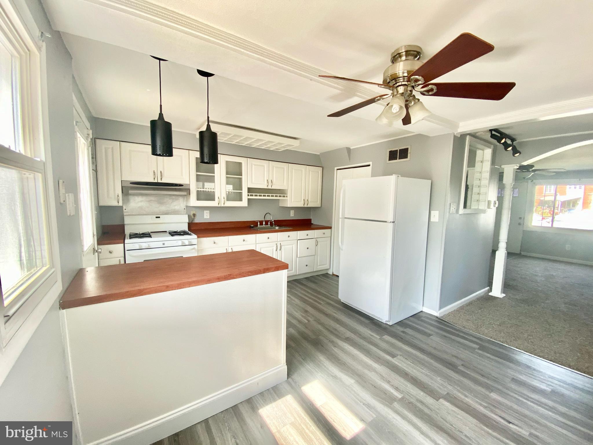 2071 Larkhall Road Dundalk, MD 21222 - Photo 7 of 13