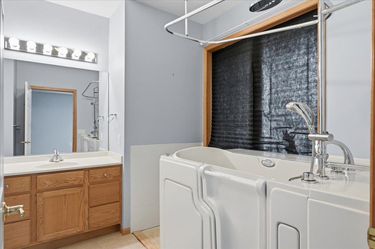 3001 Stratton Way, Unit 105 Madison, WI 53719 - Photo 21 of 32