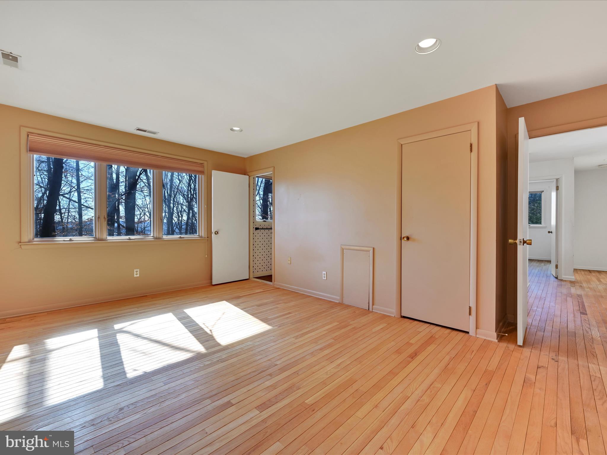 566 Whitford Hills Road Exton, PA 19341 - Photo 26 of 45 Primary Bedroom