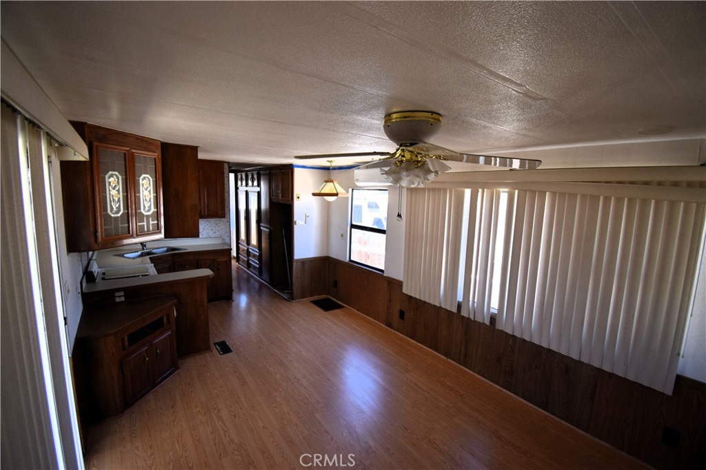 11250 Barstow Road, Unit 18 Lucerne Valley, CA 92356 - Photo 5 of 22