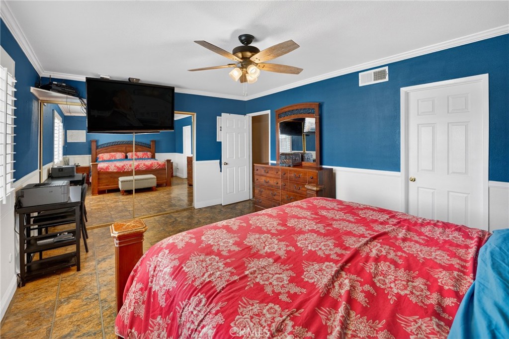 2501 East Avenue R4 Palmdale, CA 93550 - Photo 23 of 40