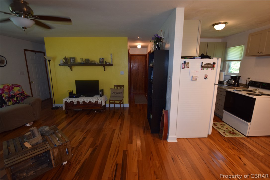 4145 Shelly Road Hayes, VA 23072 - Photo 8 of 17