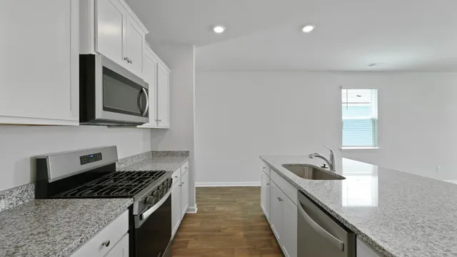 $429,900 | 537 Still Hts Lane, Summerville, SC 29486