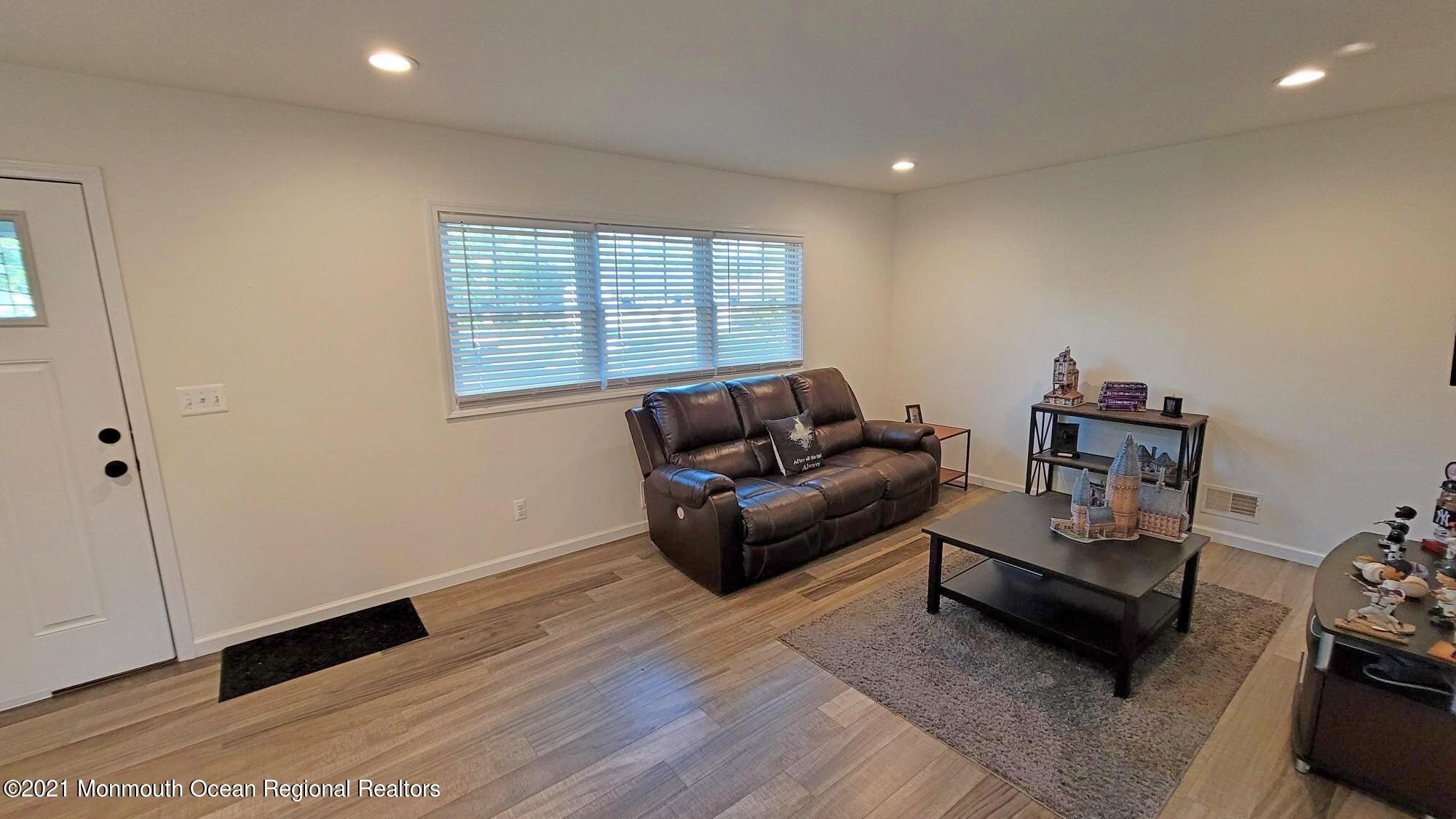 32 Adelphi Road Toms River, NJ 08757 - Photo 7 of 29 7