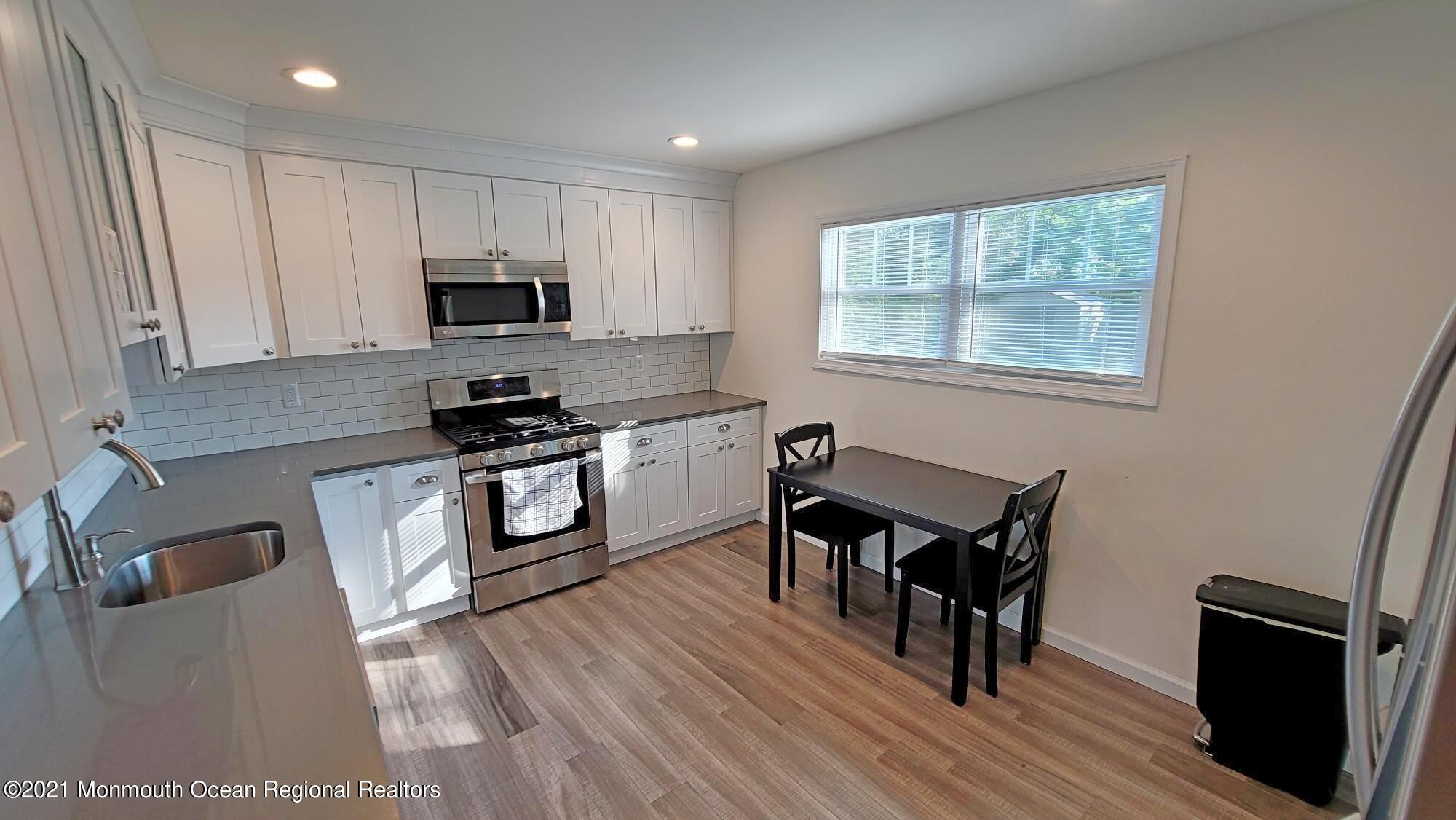 32 Adelphi Road Toms River, NJ 08757 - Photo 8 of 29 8
