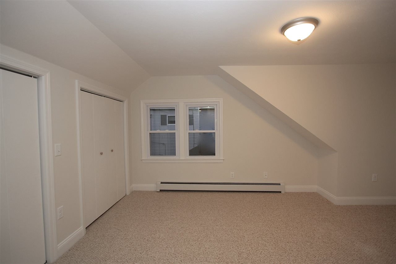 16 Caldwell Road Nashua, NH 03060 - Photo 13 of 18