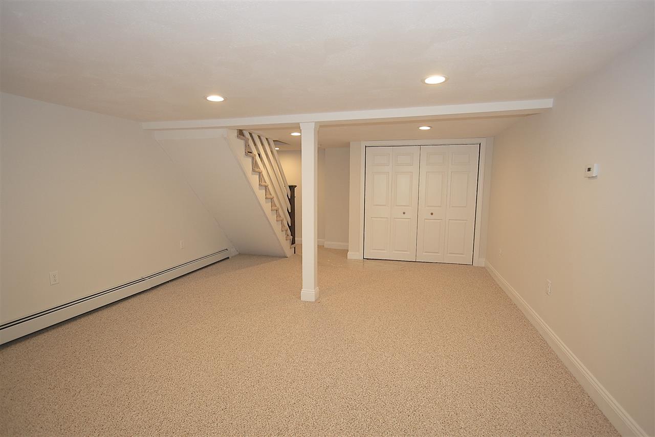 16 Caldwell Road Nashua, NH 03060 - Photo 7 of 18