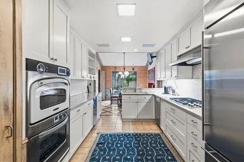 $995,000 | 6720 Regalbluff Drive, Dallas, TX 75248