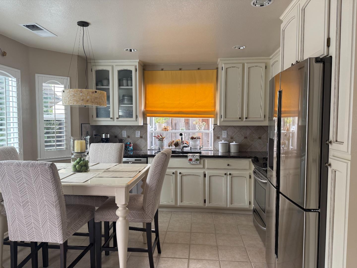 7389 Forsum Road San Jose, CA 95138 - Photo 13 of 40