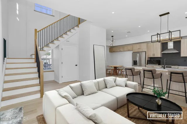 $10,000 | 63 Church Street, Unit 1F, Greenwich, CT 06830