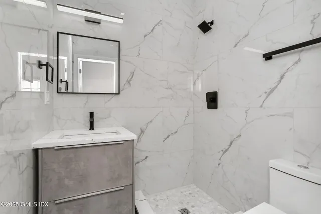 $10,000 | 63 Church Street, Unit 1F, Greenwich, CT 06830