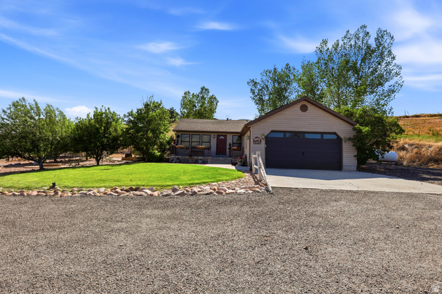 1145 West Henefer Road Henefer, UT 84033 - Photo 7 of 43