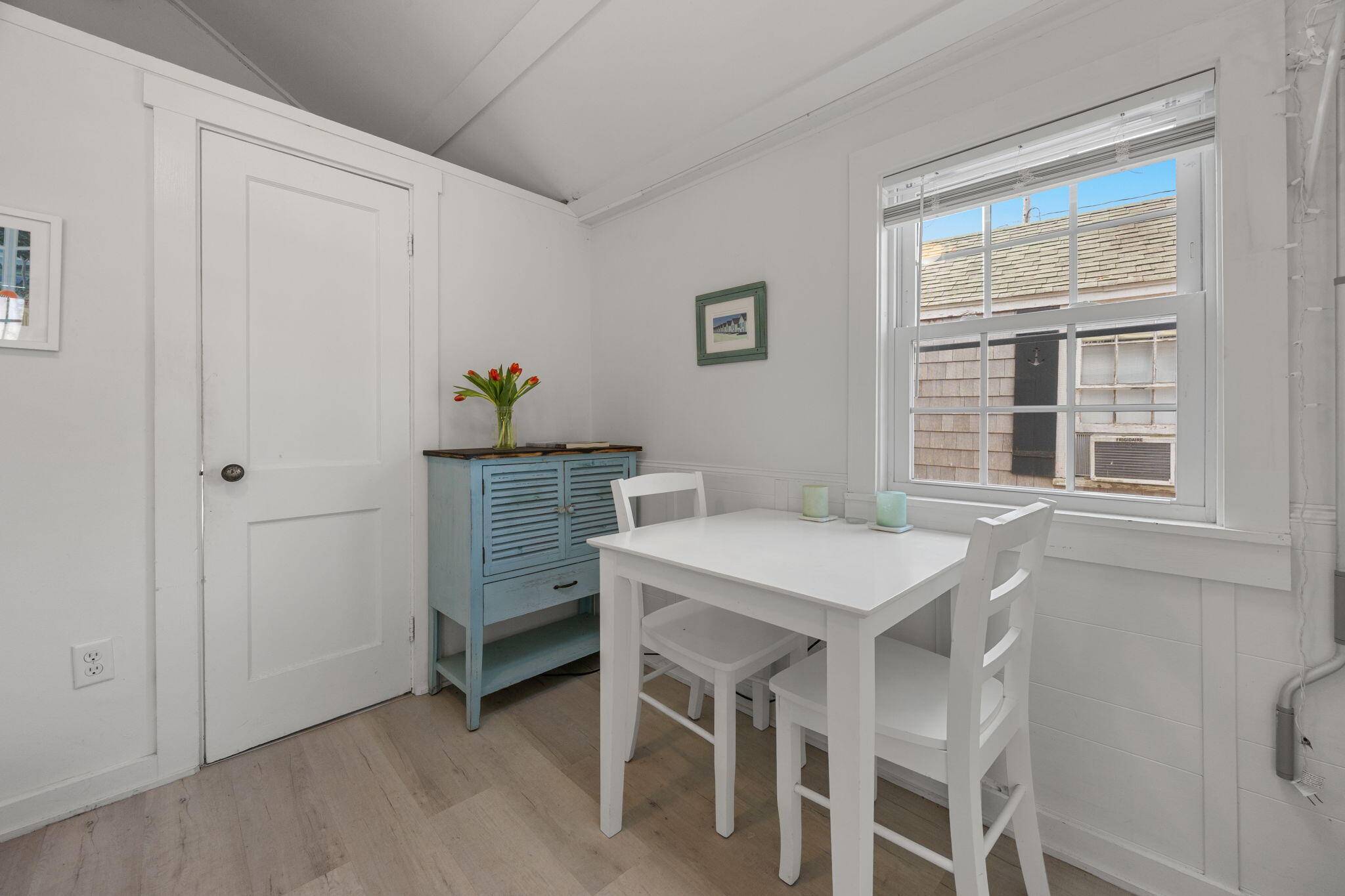 17 Shore Road, Unit 2 Truro, MA 02666 - Photo 13 of 19 15-web-or-mls-17-shore-rd