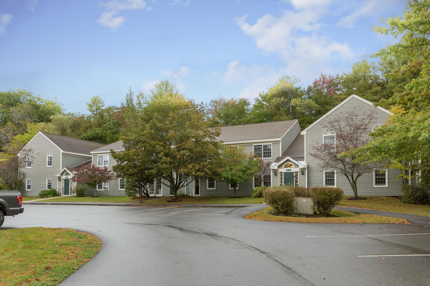 35 Somerset, Unit 35B Freeport, ME 04032 - Photo 1 of 27 35 Somerset Freeport ME 04032-large-001-