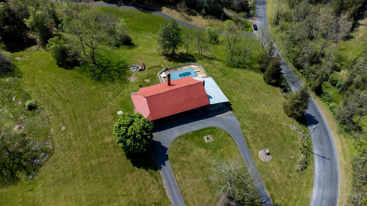 916 Union Church Road Churchville, VA 24421 - Photo 71 of 74 an aerial view of a house having swimming pool