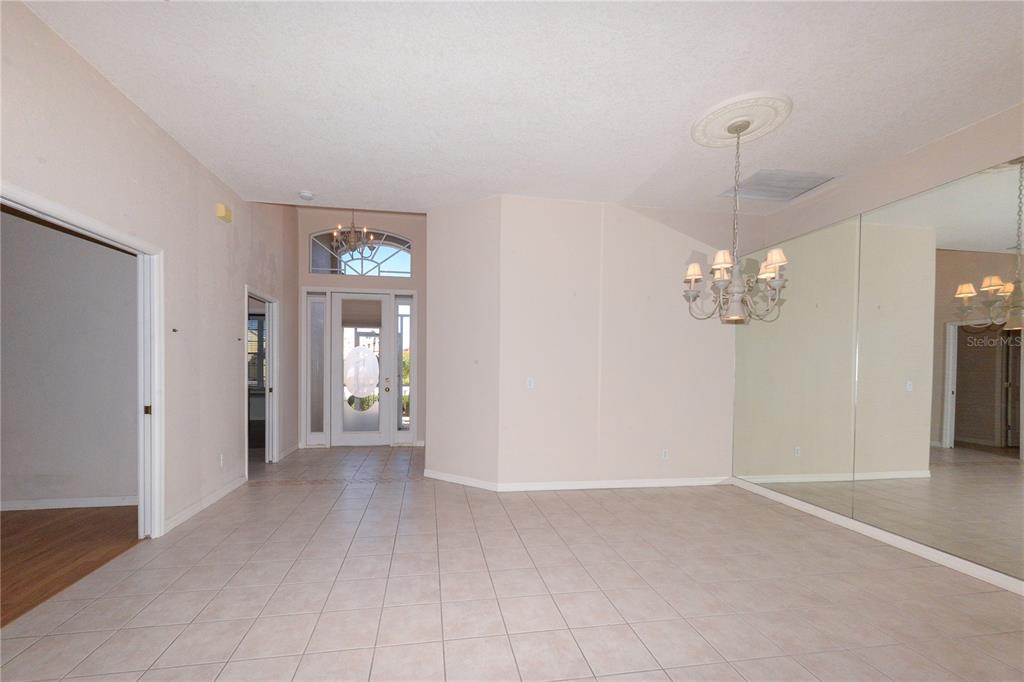 10263 Shadow Run Court Punta Gorda, FL 33955 - Photo 5 of 48