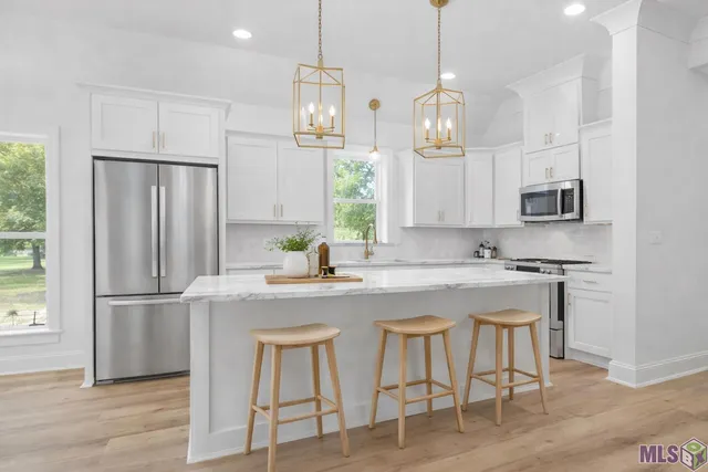 $369,900 | 31872 Netterville Road, Denham Springs, LA 70726