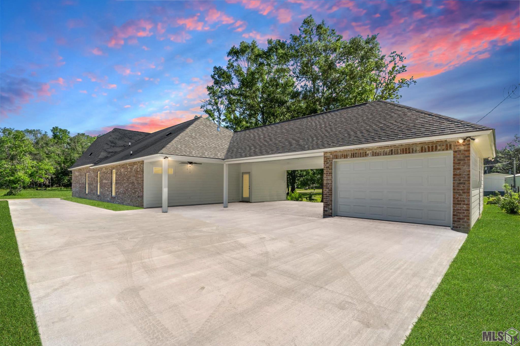 31872 Netterville Road Denham Springs, LA 70726 - Photo 3 of 25