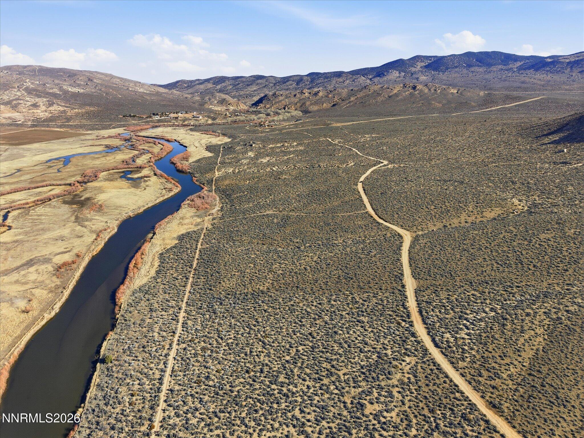 10281 Vicky Lane Minden, NV 89423 - Photo 6 of 19 a view of a bathroom